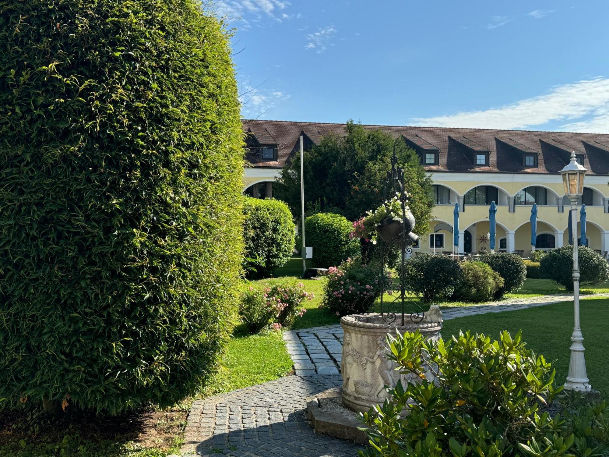 Schloss Kirchham Ngoại thất bức ảnh